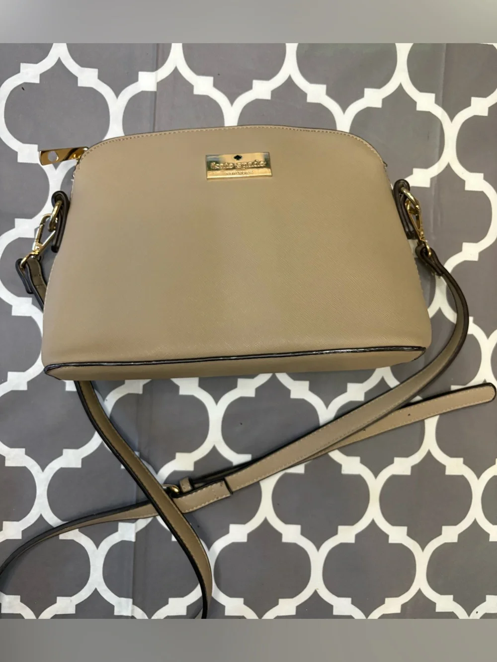 Kate Spade tan Saffiano leather dome crossbody bag purse